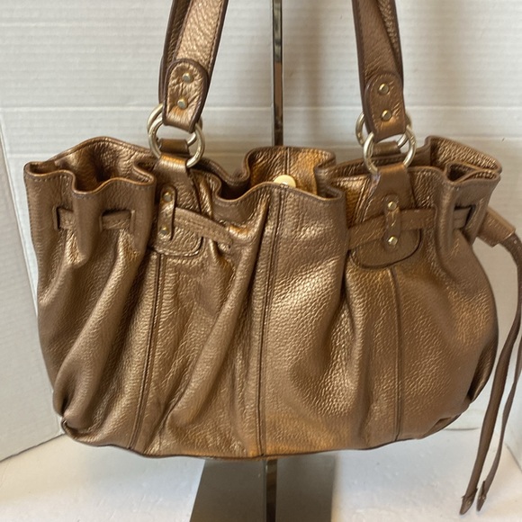 VGUC. Sigrid Olsen Brown/Bronze leather shoulder bag/drawstring bag. - Picture 4 of 16